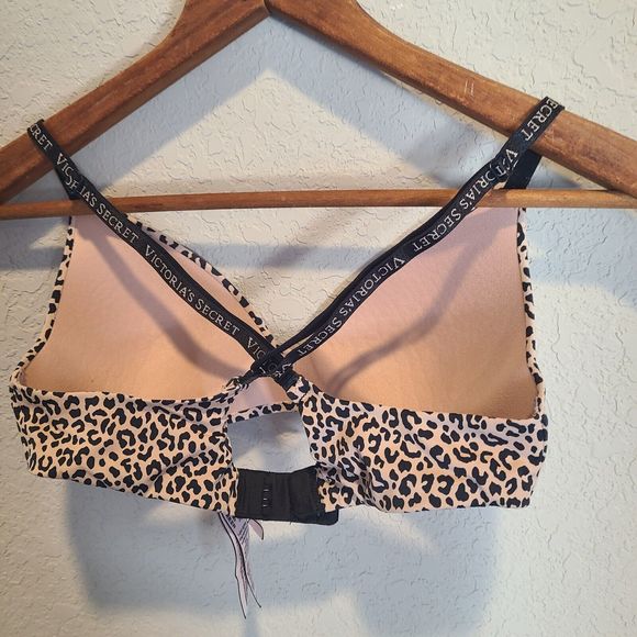 Victoria's Secret Push Up Leopard Cheetah Tshirt Lined Bra size 32A EUC - Picture 2 of 8